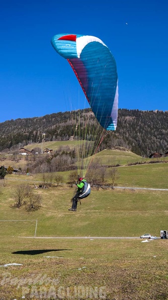 DH12.18 Luesen-Paragliding-586