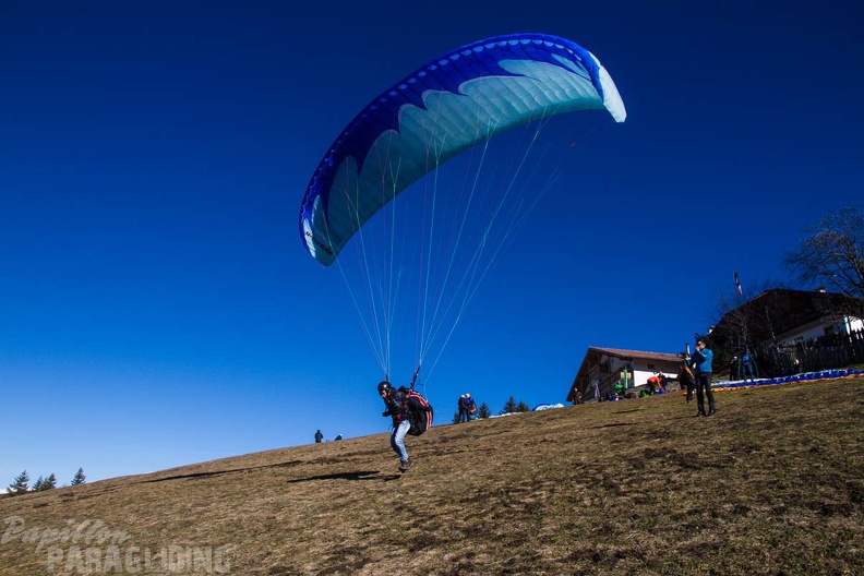 DH14.18 Luesen-Paragliding-1-478