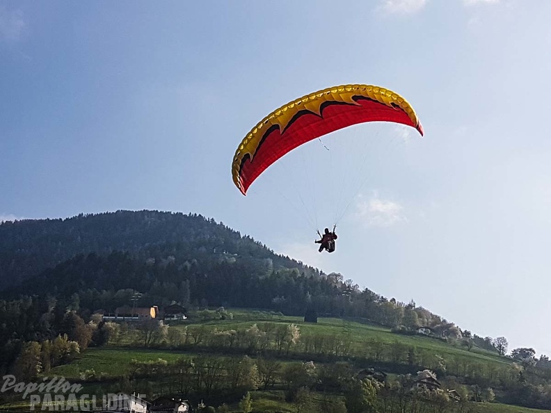 DH17.18 Paragliding-Luesen-410