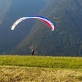 DH32.18 Paragliding-100