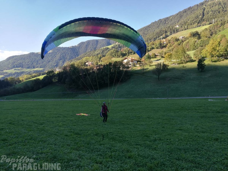 DH41.18_Luesen-Paragliding-145.jpg