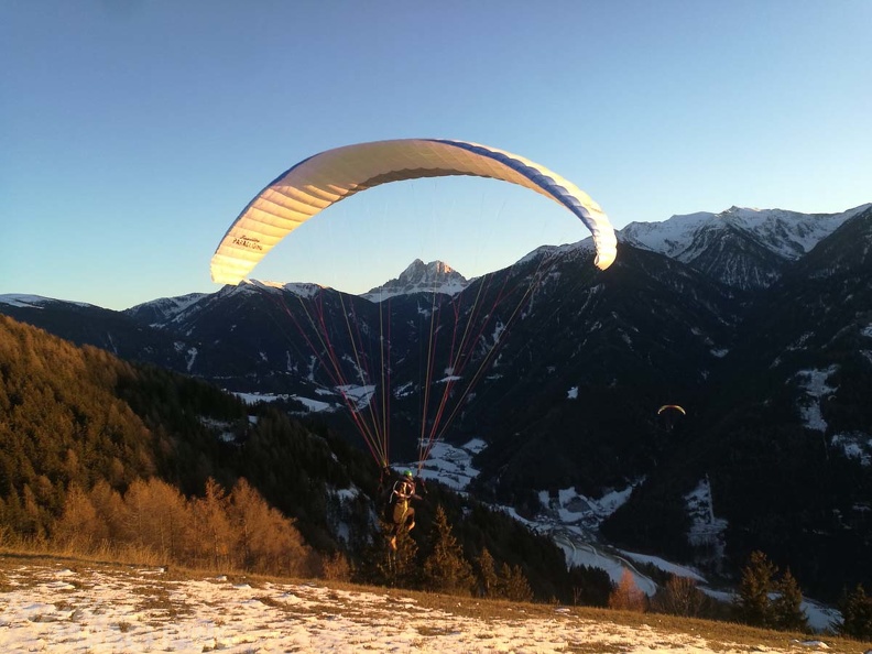 DH50.18_Luesen-Paragliding-293.jpg