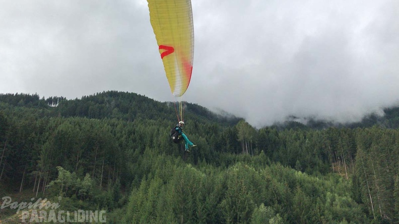 DH32.19 Luesen Paragliding-151