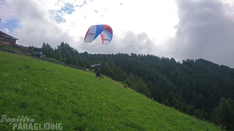 DH29.20 Luesen-Paragliding-227