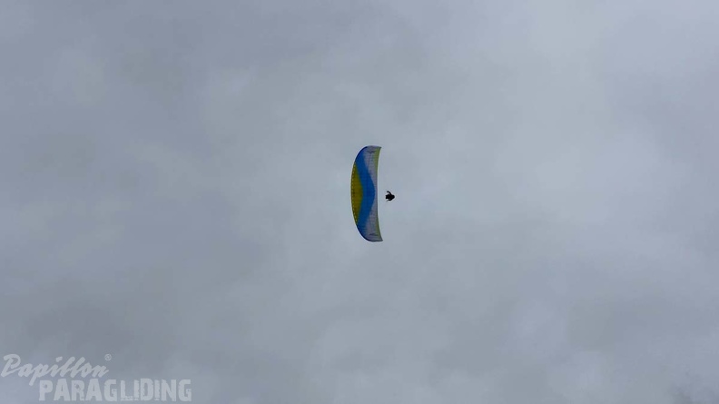 DH21.21-Luesen-Paragliding-133