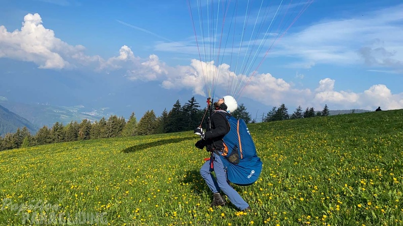 DH21.21-Luesen-Paragliding-369