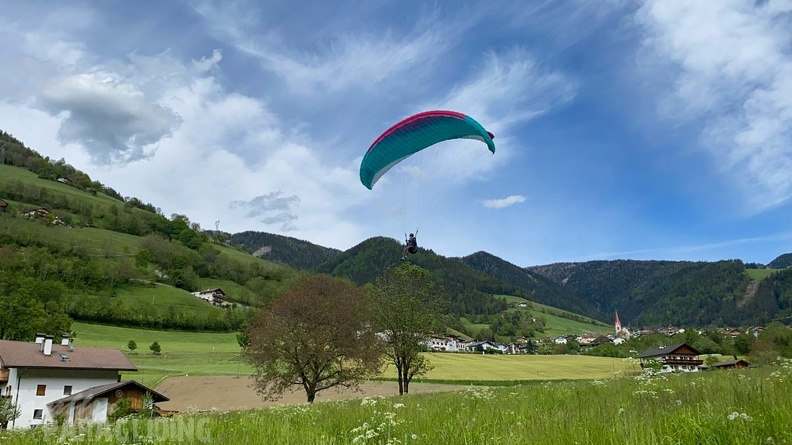 DH21.21-Luesen-Paragliding-597.jpg