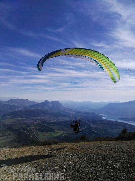 FA101.17 Algodonales-Paragliding-350