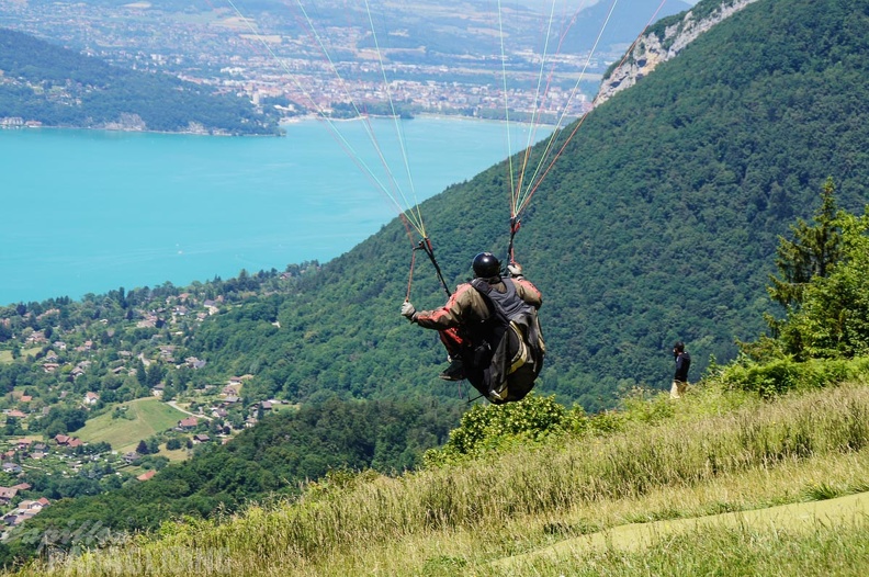 FY26.16-Annecy-Paragliding-1124
