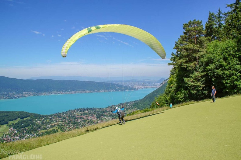 Annecy Papillon-Paragliding-110