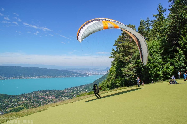 Annecy_Papillon-Paragliding-115.jpg