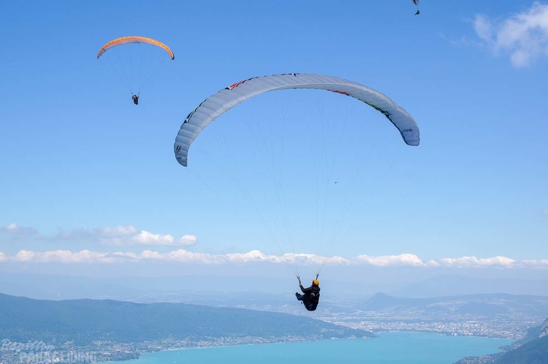 Annecy Papillon-Paragliding-208