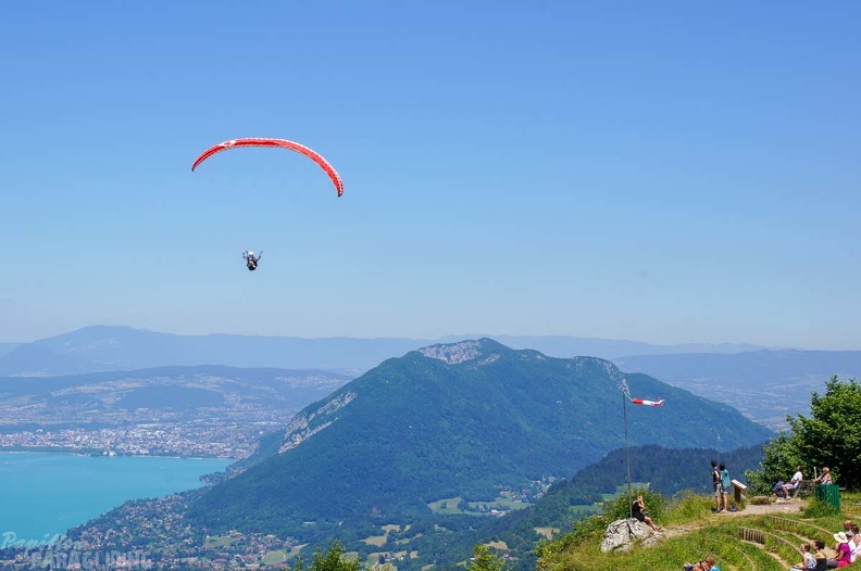 Annecy Papillon-Paragliding-268