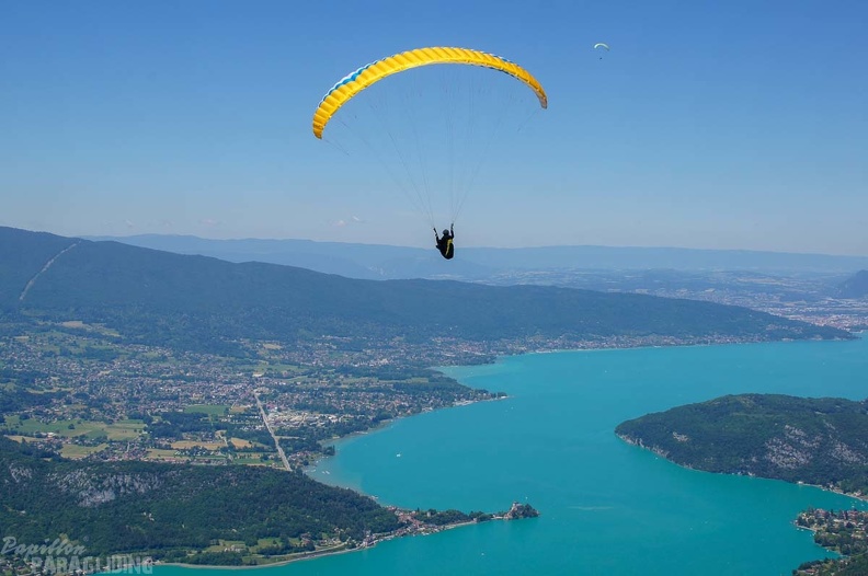 Annecy Papillon-Paragliding-309