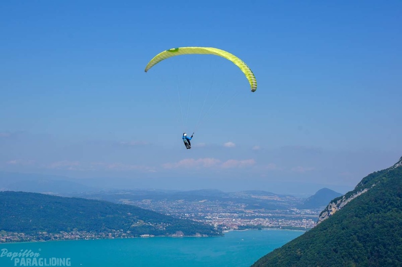 Annecy Papillon-Paragliding-371
