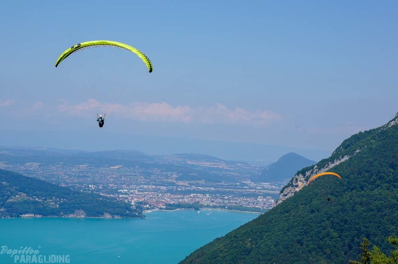 Annecy Papillon-Paragliding-406