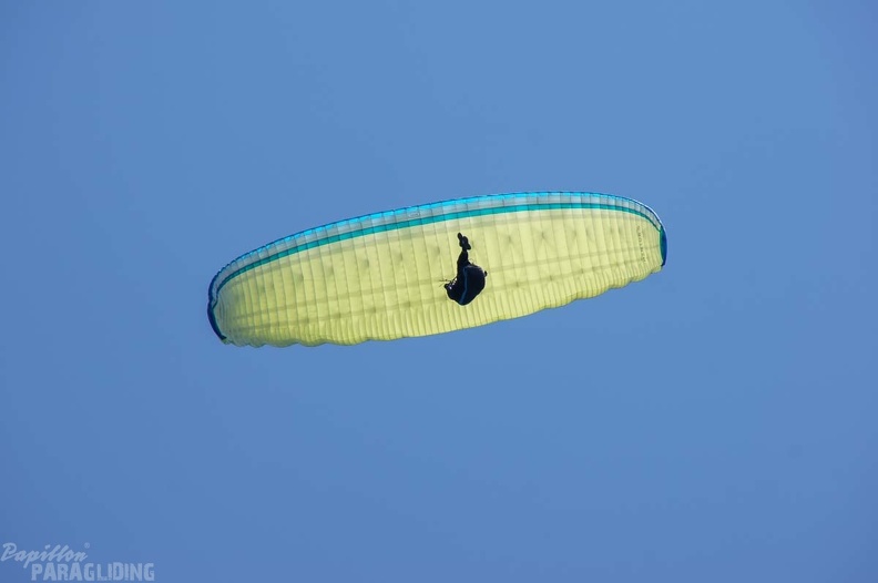 Annecy Papillon-Paragliding-453