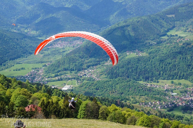 FE21.17_Vogesen-Paragliding-140.jpg