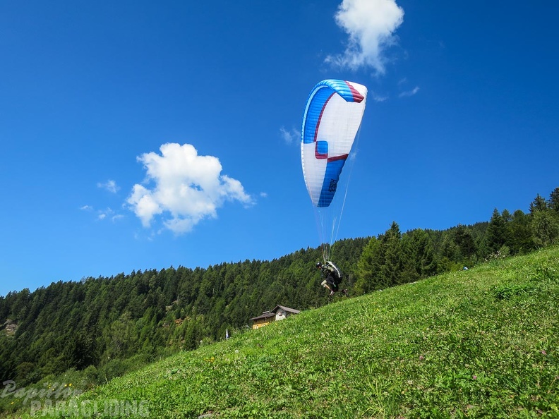FL36.16-Paragliding-1137