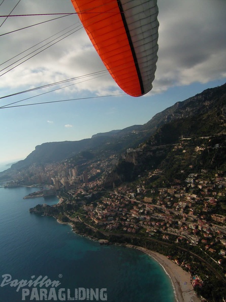 2005 Monaco 05 Paragliding 006