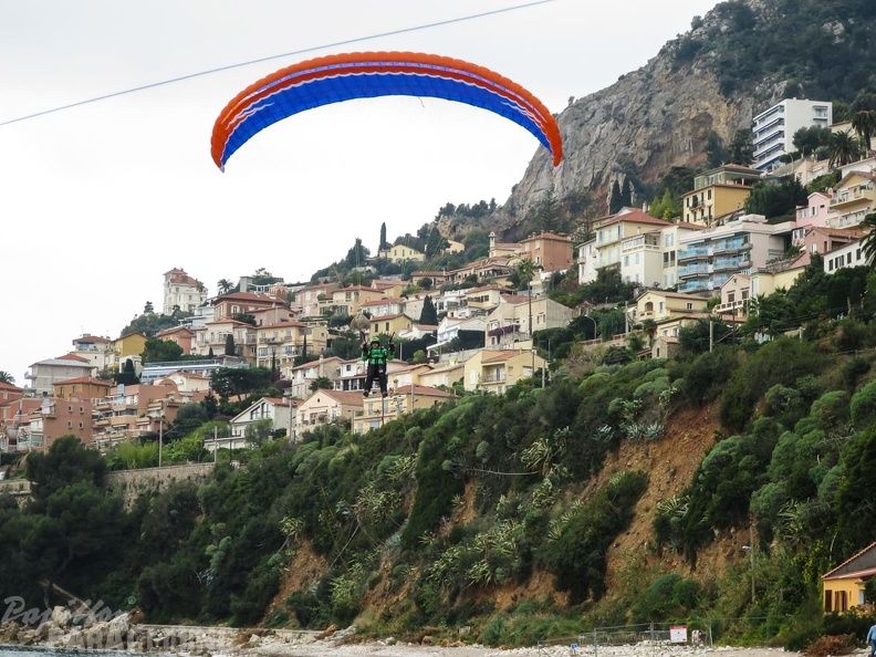 FM53.15_Paragliding-Monaco_06-201.jpg
