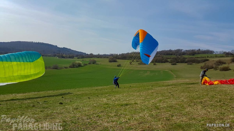 fg14.19_paragliding-127.jpg