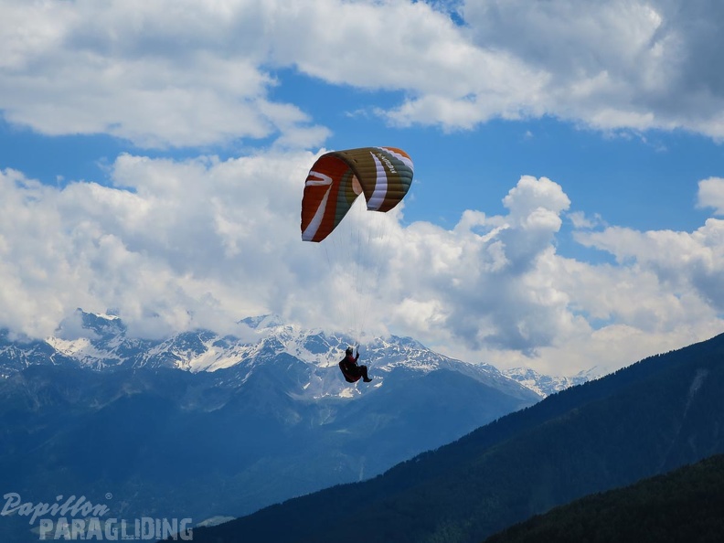 FWA26.16-Watles-Paragliding-1391