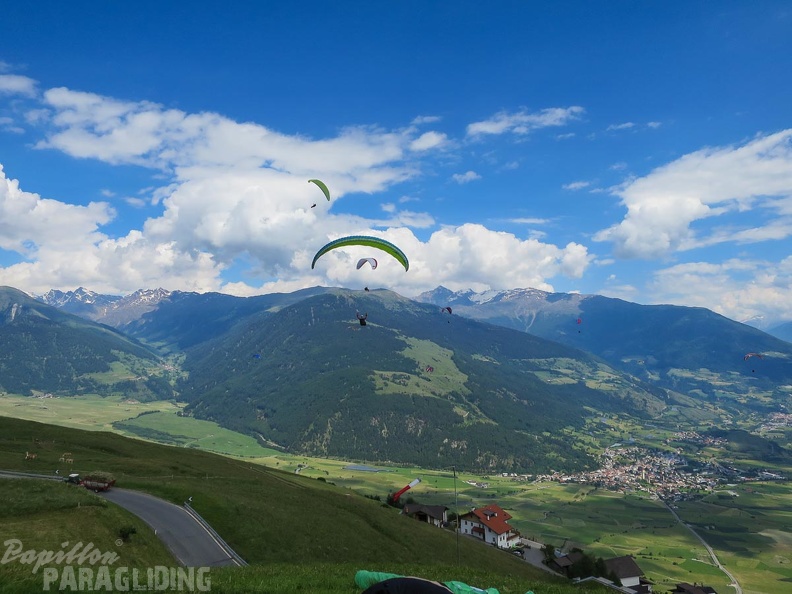 FWA26.16-Watles-Paragliding-1414.jpg