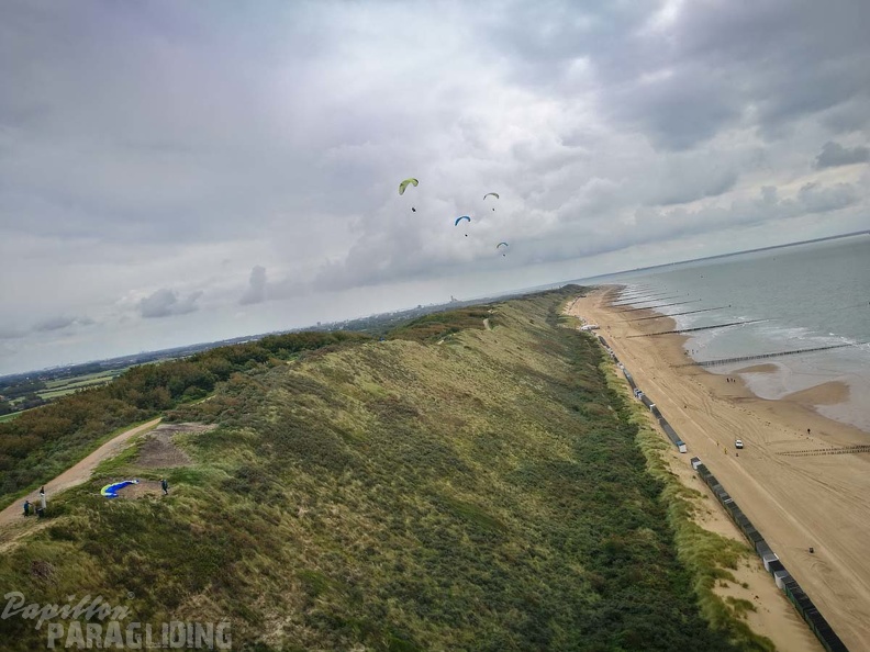 FZ37.17 Zoutelande-Paragliding-473