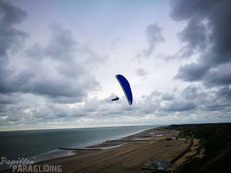 FZ37.17 Zoutelande-Paragliding-516