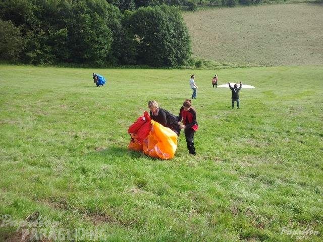 2012 ES.30.12 Paragliding 068