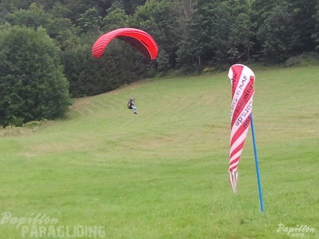 2012 ES.32.12 Paragliding 055