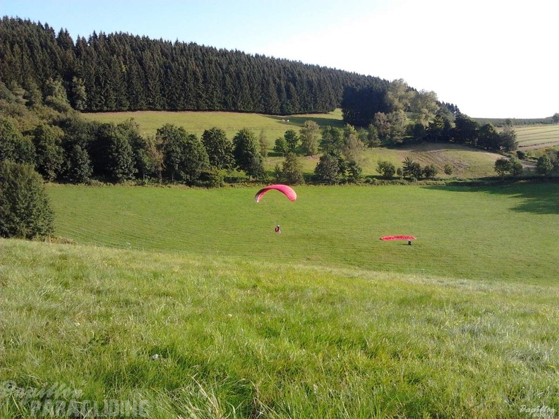 2012_ES.34.12_Paragliding_016.jpg