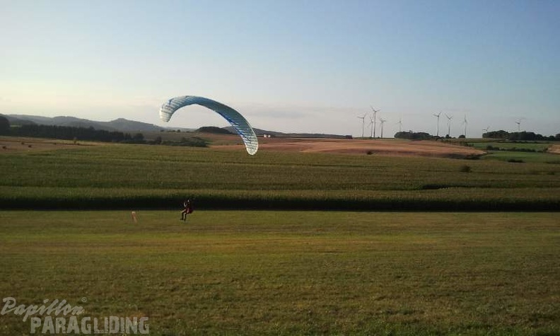 2012_ES.36.12_Paragliding_047.jpg