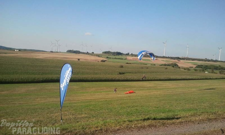 2012_ES.37.12_Paragliding_005.jpg