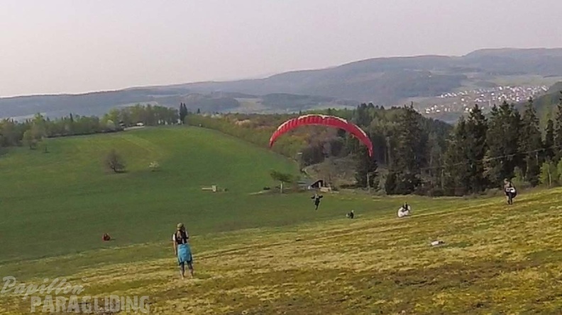 ES17.18 Paragliding-132