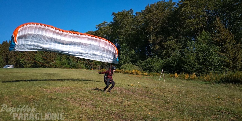 EK21.20-Papillon-Paragliding-137
