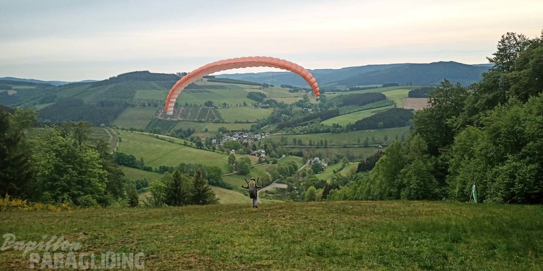 EK21.20-Papillon-Paragliding-195