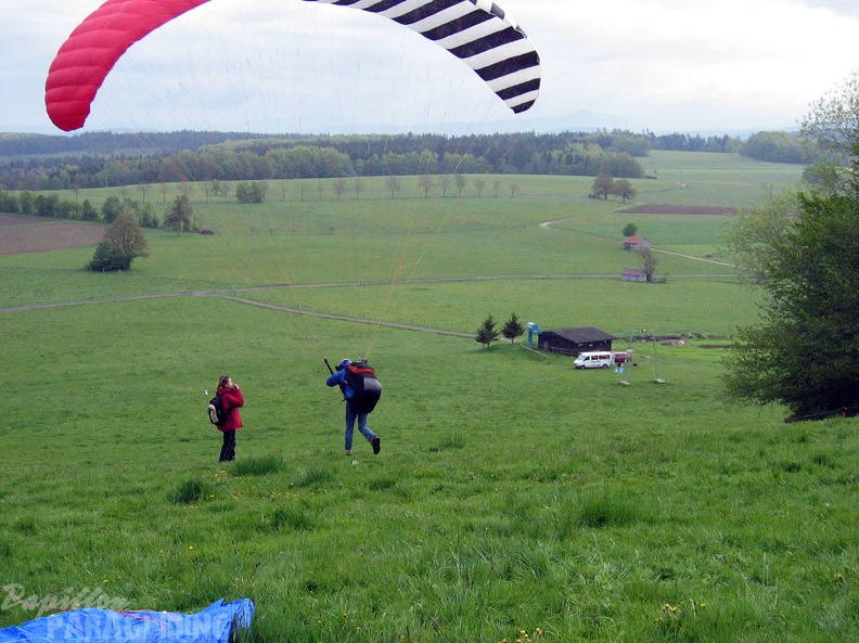 2005_K12.05_Wasserkuppe_Paragliding_018.jpg