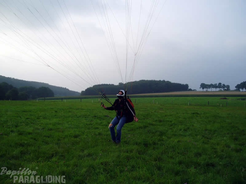 2005_K27.05_Wasserkuppe_Paragliding_048.jpg