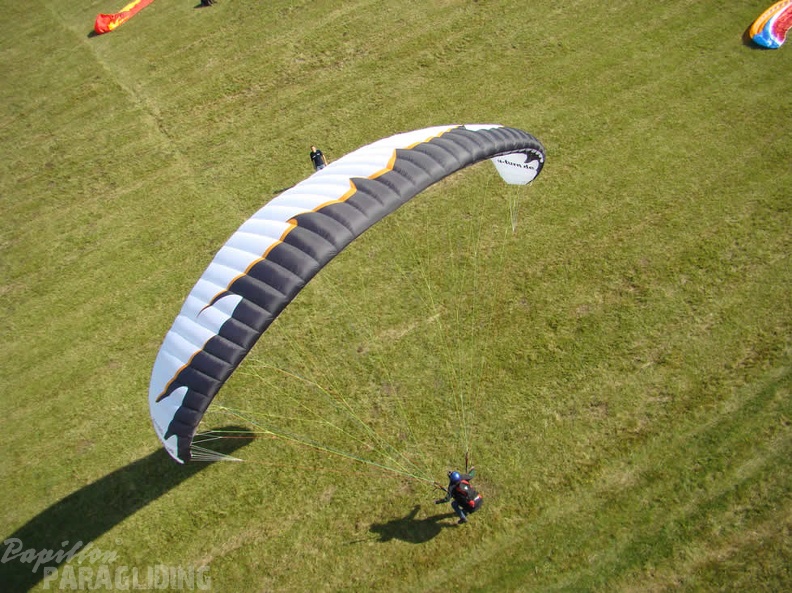 2009_RK33.09_Wasserkuppe_Paragliding_001.jpg