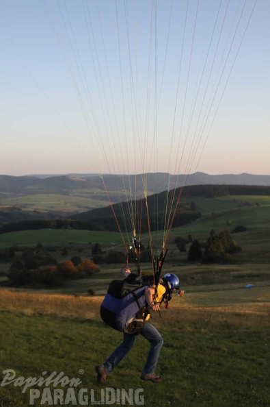 2009 RS33.09 Wasserkuppe Paragliding 003
