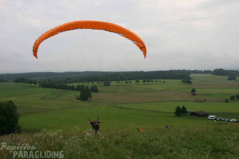 2010 RK24.10 Wasserkuppe Paragliding 065