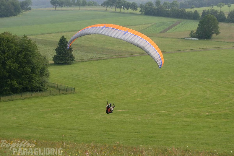 2010_RK24.10_Wasserkuppe_Paragliding_101.jpg