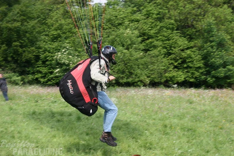 2010 RK24.10 Wasserkuppe Paragliding 136