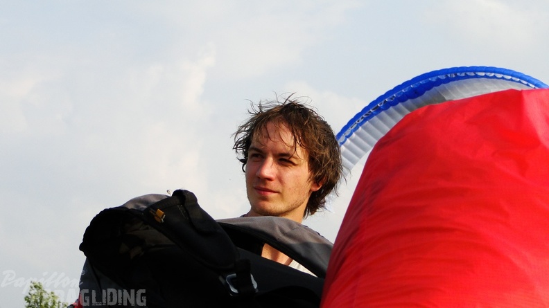 2010 RK25.10 Wasserkuppe Paragliding 073