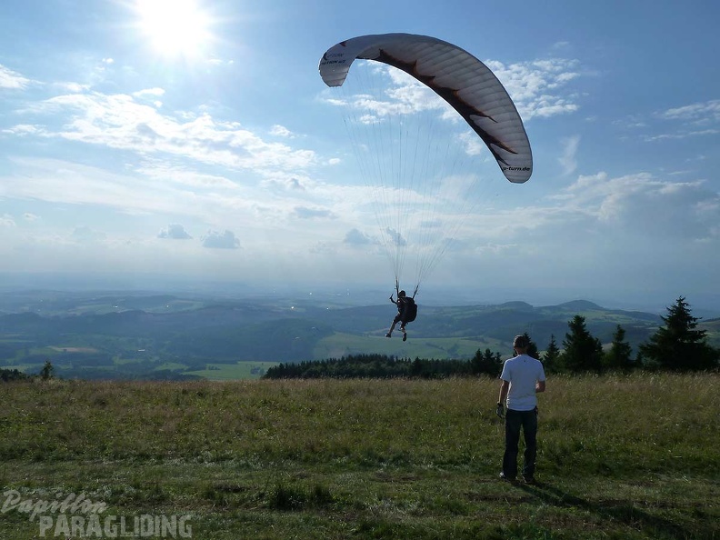 2010 RK28.10 Wasserkuppe Paragliding 019