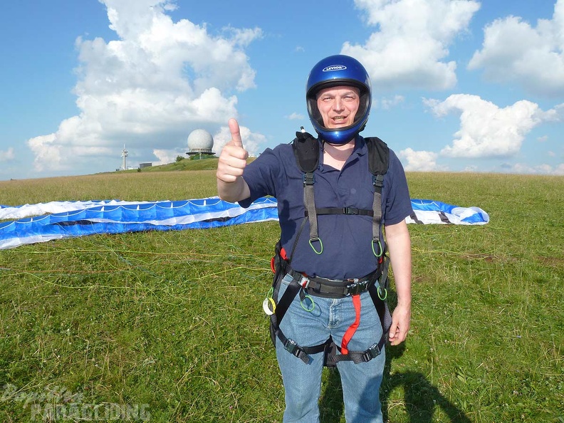 2010 RK28.10 Wasserkuppe Paragliding 024