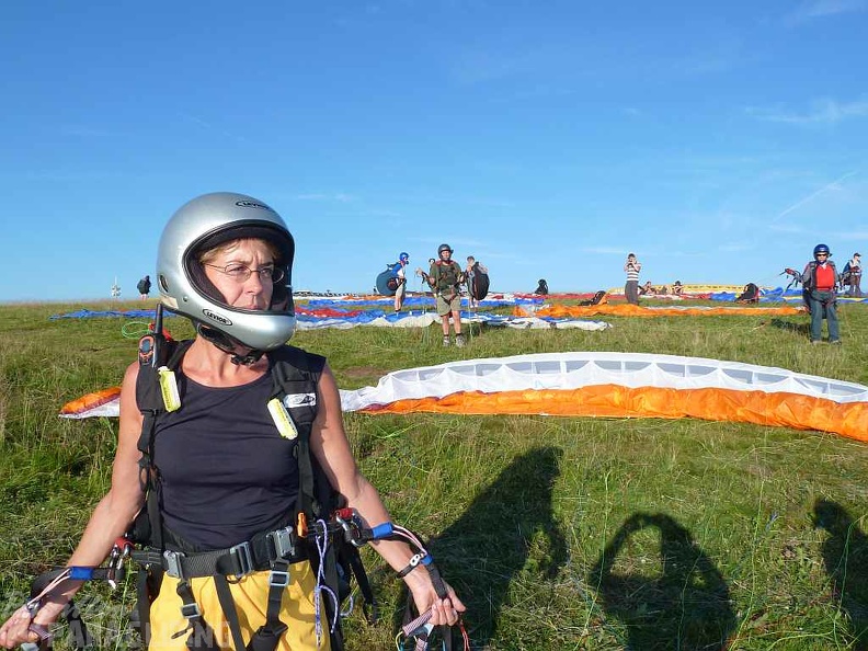 2010 RK28.10 Wasserkuppe Paragliding 097