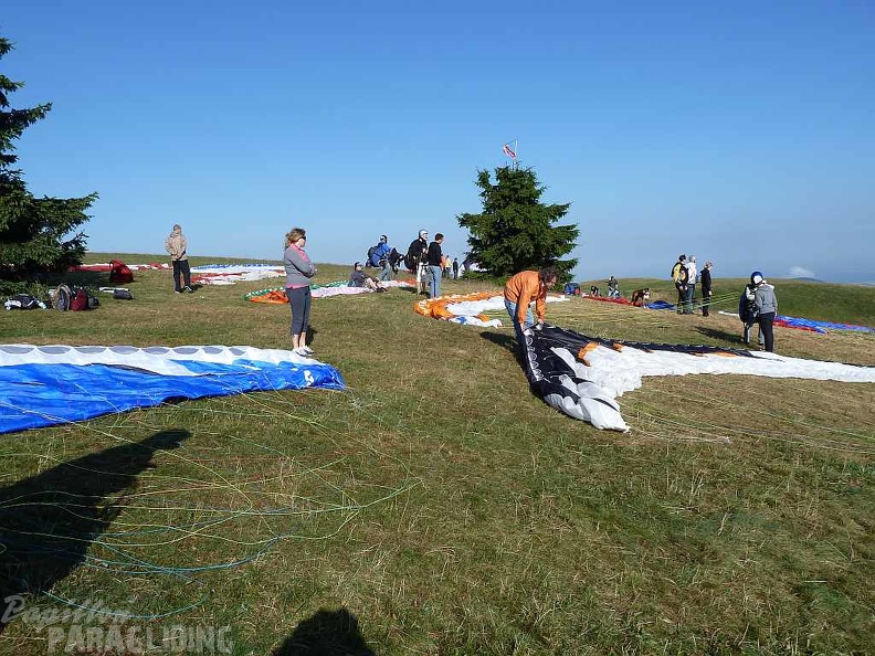 2010 RK28.10 1 Wasserkuppe Paragliding 002
